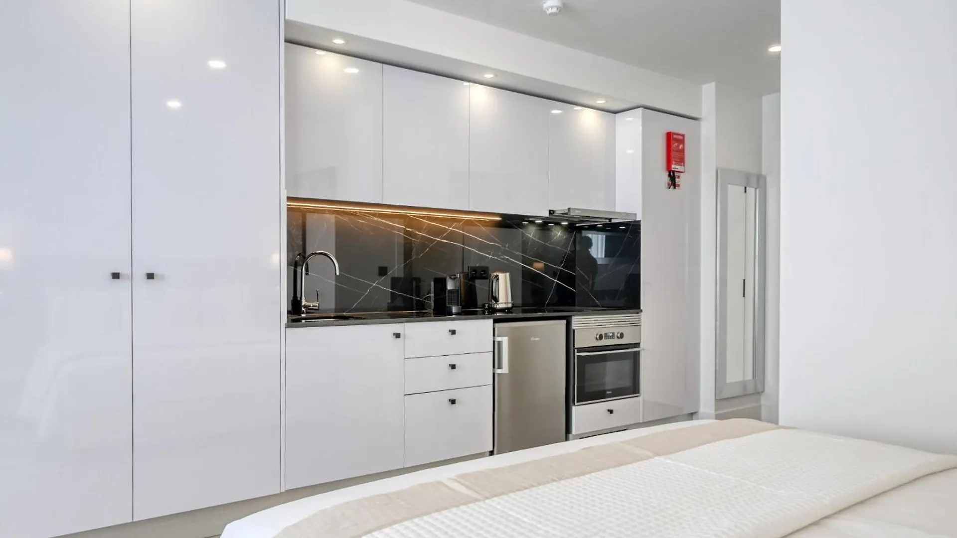 Bse15 Apartments 1B, A Home In Madeira Funchal