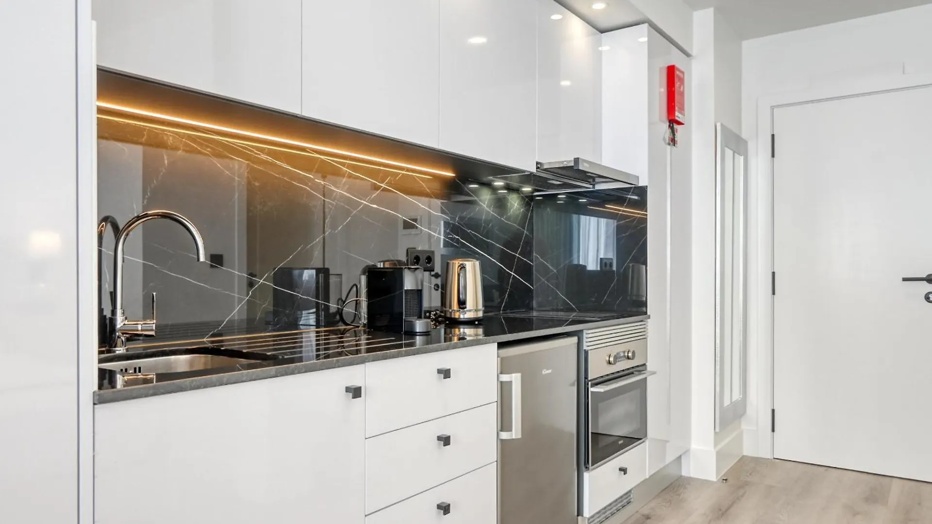 Bse15 Apartments 1B, A Home In Madeira Фуншал Португалия