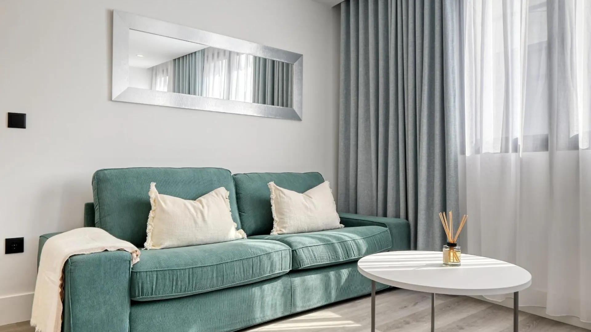 Bse15 Apartments 1B, A Home In Madeira Funchal